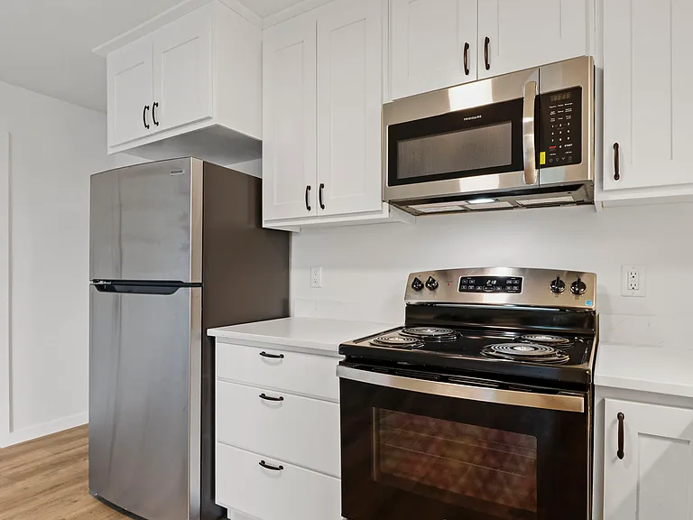 117 Washburn Rd #7 — Photo 5