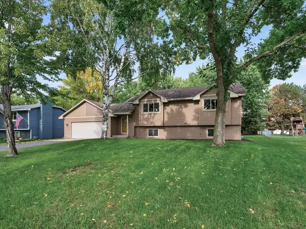 11012 Xylon Ln N, Champlin, MN 55316