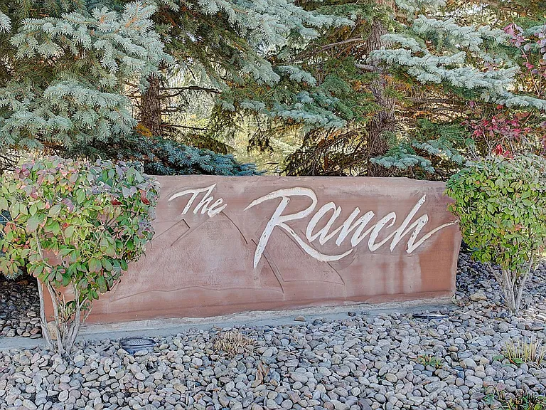 2770 Whitetail Cir — Photo 3