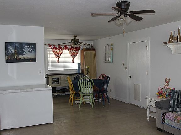 Living Room/Kitchen Area