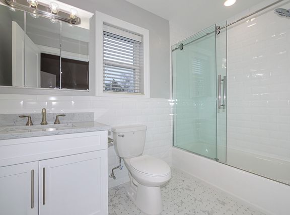 3rd image of 183 N Wellwood Ave #6c421ecfa