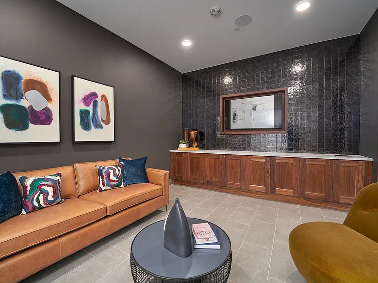 Ride Share Waiting Room