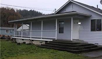1st image of 123 2nd Ave S