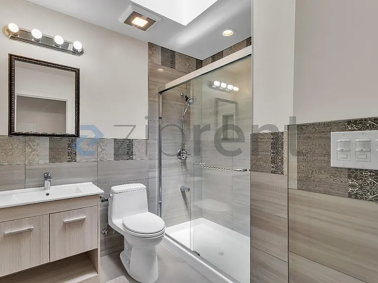 1667 47th Ave — Photo 17