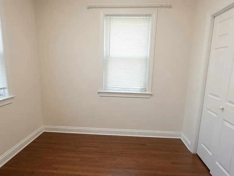 18 Commonwealth Ter #3 — Photo 11