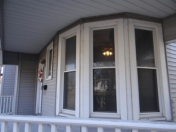 4th image of 408 E Van Buren St