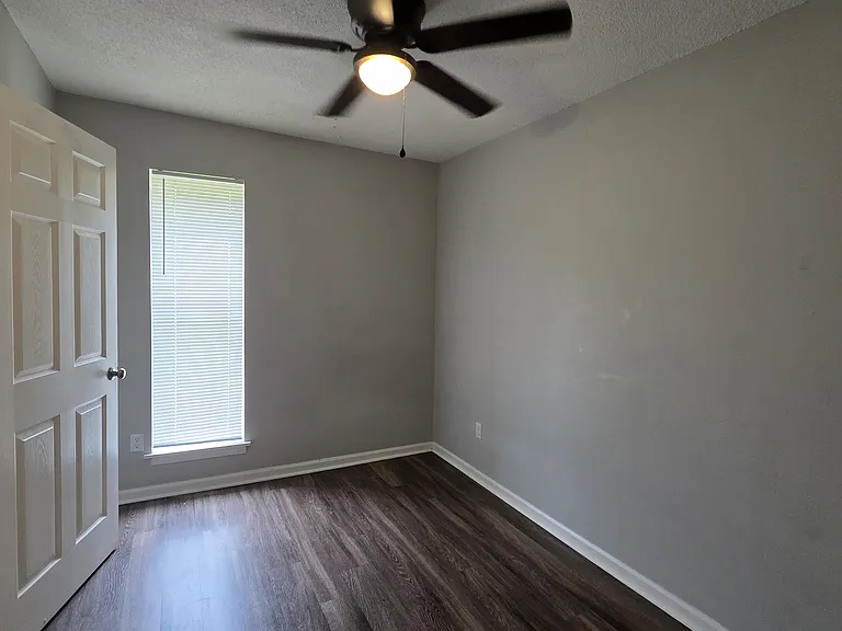 5343 Clinchport Cir — Photo 10
