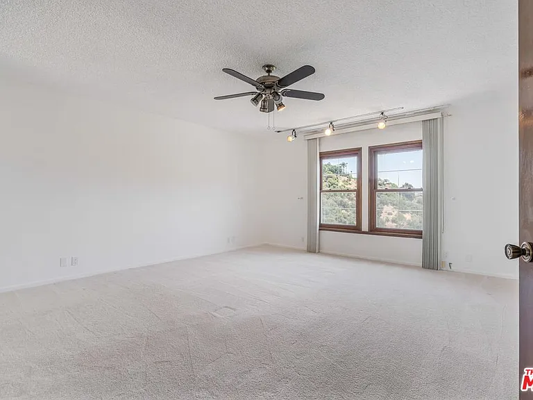 1181 Somera Rd — Photo 19