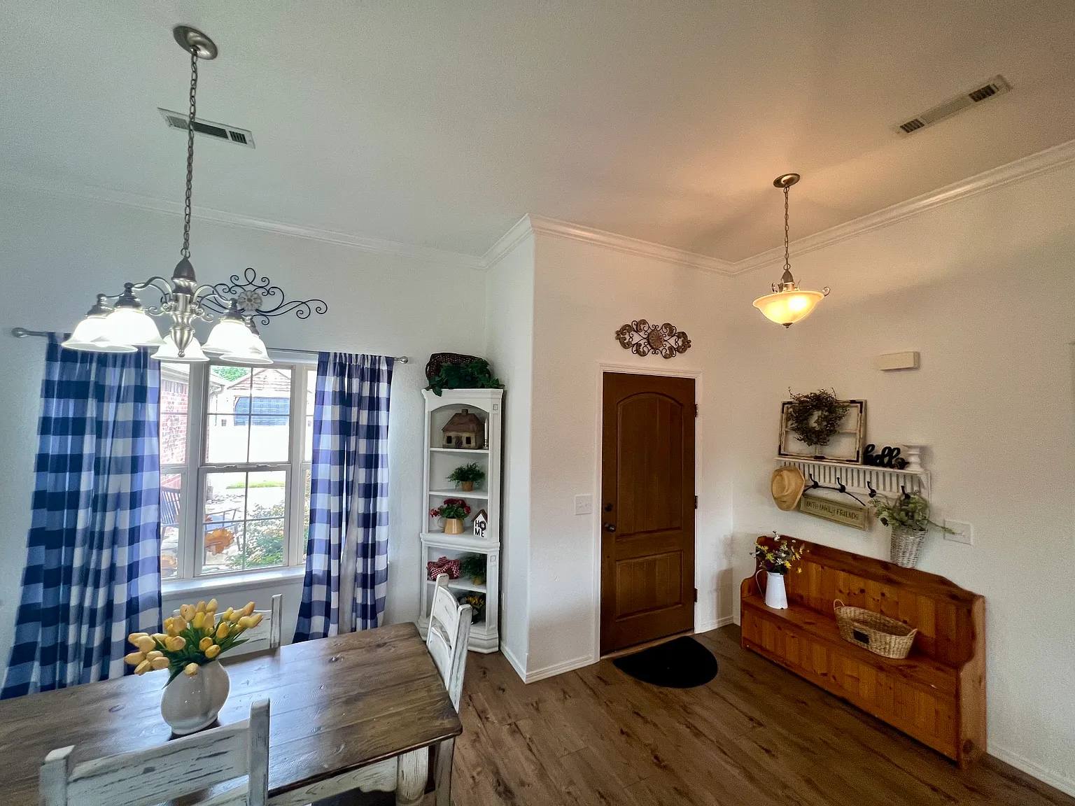800 Sienna Drive - 1 — Photo 2