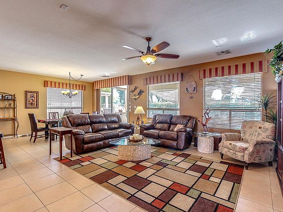 3rd image of 9843 E Stoney Vista Dr