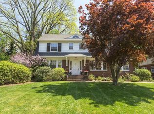 285 Valley Rd, Montclair, NJ 07042