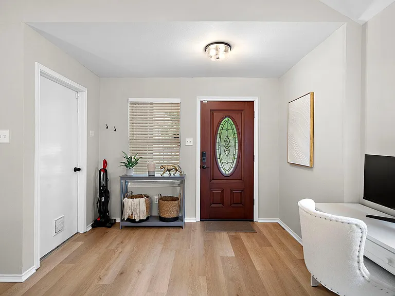 19719 Shores Edge Dr — Photo 16