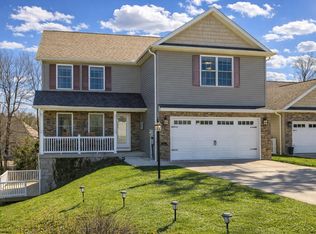 2 Windsong Ln, Morgantown, WV
