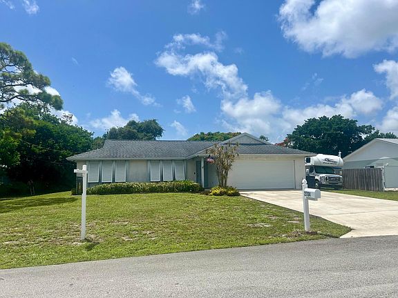 2nd image of 2704 Park Drive