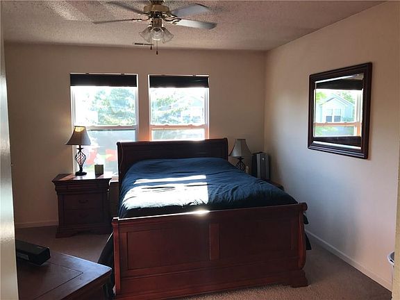 2nd image of 1225 Crescent Dr