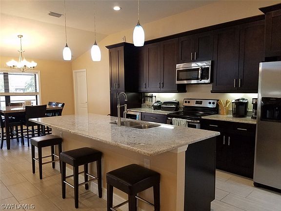 5th image of 2532 SW 31st Lane Cpe