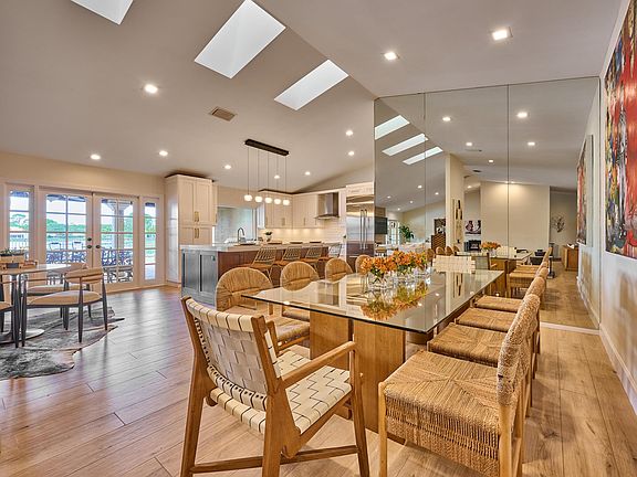 5th image of 7691 Estrella Circle