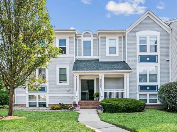 20594 Cornstalk Ter, Ashburn, VA