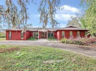 17410 Hanna Rd, Lutz, FL 33549