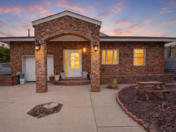 2216 Commercial St NE, Albuquerque, NM 87102