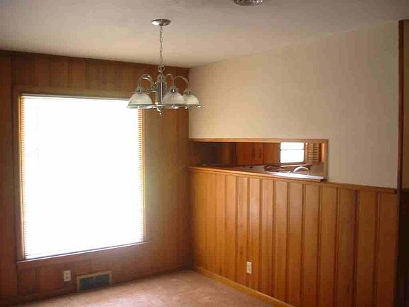 4th image of 3403 39th St