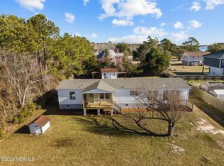 239 Bermuda Dr, Hampstead, NC 28443