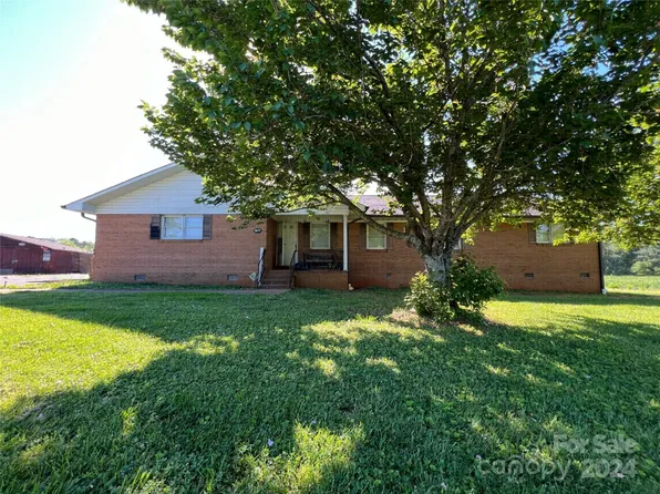 3657 Caldwell Rd, Newton, NC 28658