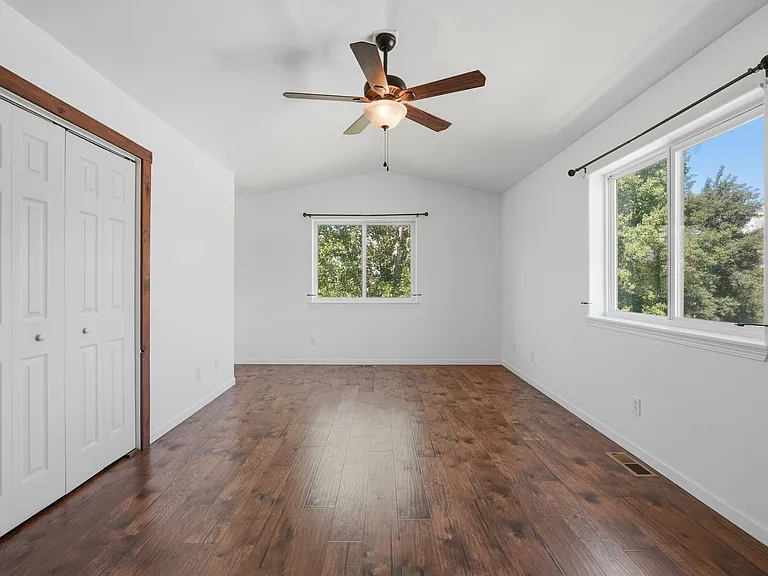 801 Dimaggio Dr — Photo 12