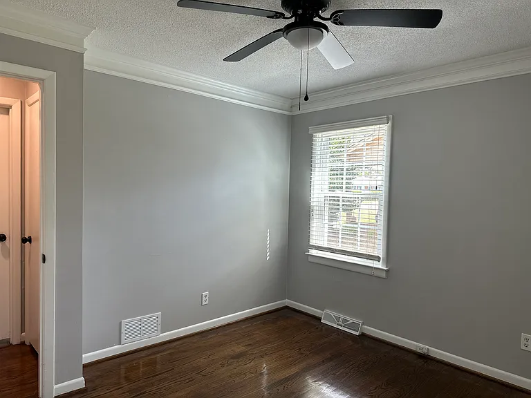 406 Kirkland Dr — Photo 23