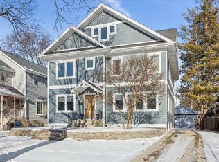 315 Bartram Rd, Riverside, IL 60546