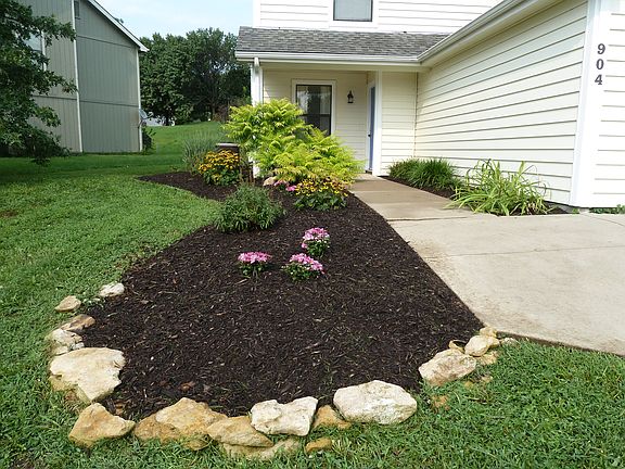 Add your favorite flowers!