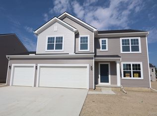 54503 Heron Cir, Chesterfield, MI