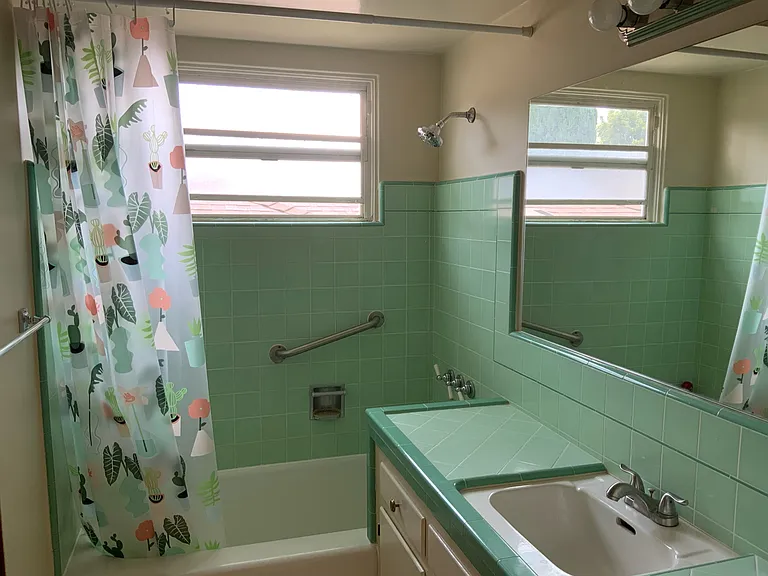 5853 Adelaide Ave #5855 — Photo 5