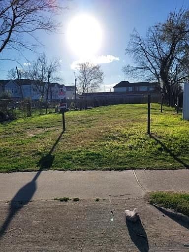 1st image of 8013 N Main St Lot 8