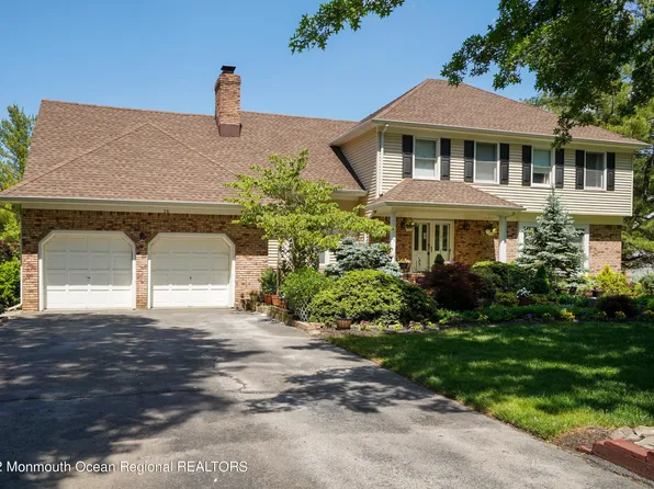 16 Meadows Lane, Ocean Twp, NJ 07712