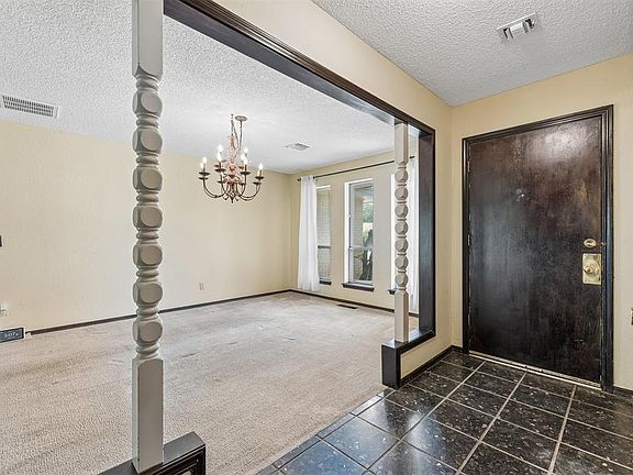 3rd image of 2624 NW 115th St
