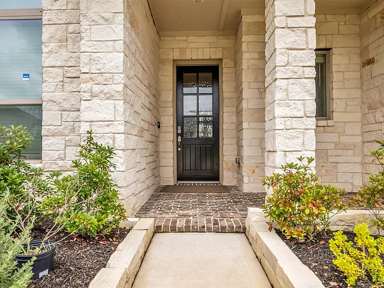32117 Magnolia River Trl — Photo 4