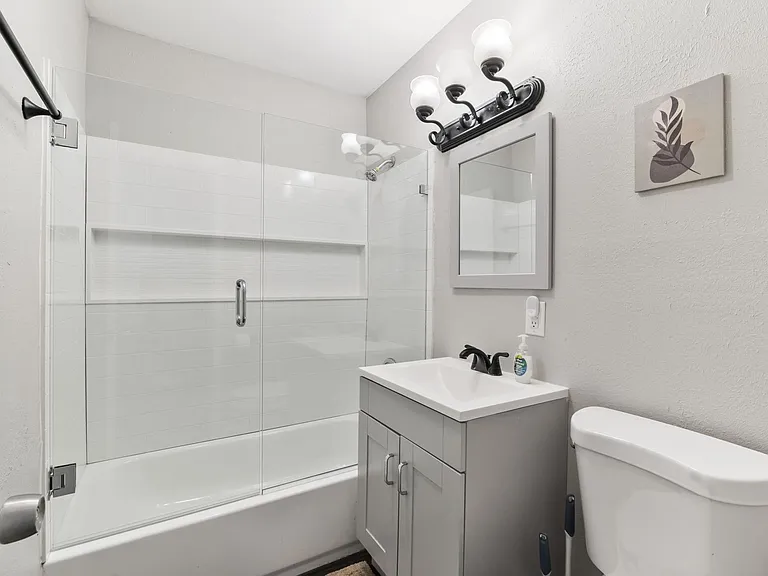 4731 W Castlewood Dr — Photo 11