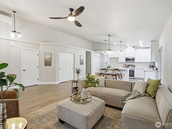 5th image of 5909 257th Street E