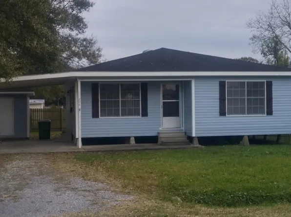 204 E Henry St, Rayne, LA 70578