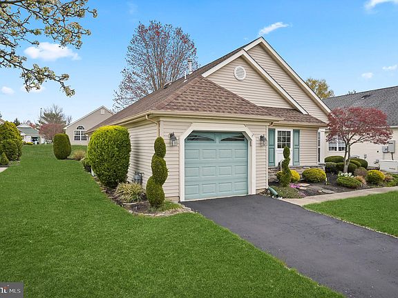 2nd image of 2705 Brookdale Ct