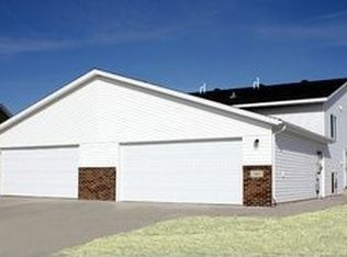 3402 16th St S, Moorhead, MN 56560