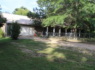 256 Grand Central Dr, Marshall, AR 72650