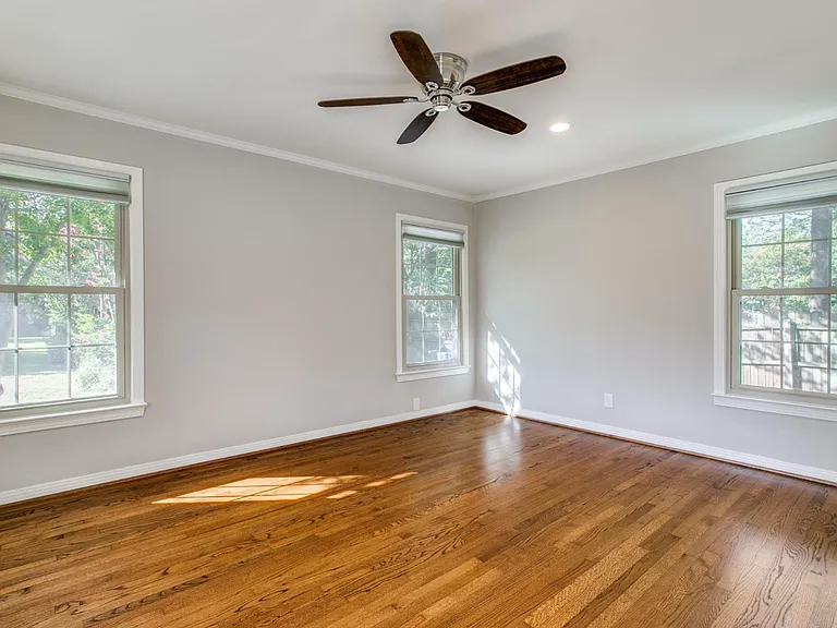 9208 San Fernando Way — Photo 10