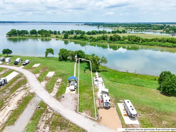 5096 Waterfront Rd, Kerens, TX 75144
