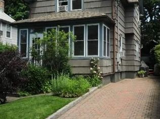 25 Irma Ave, Port Washington, NY 11050