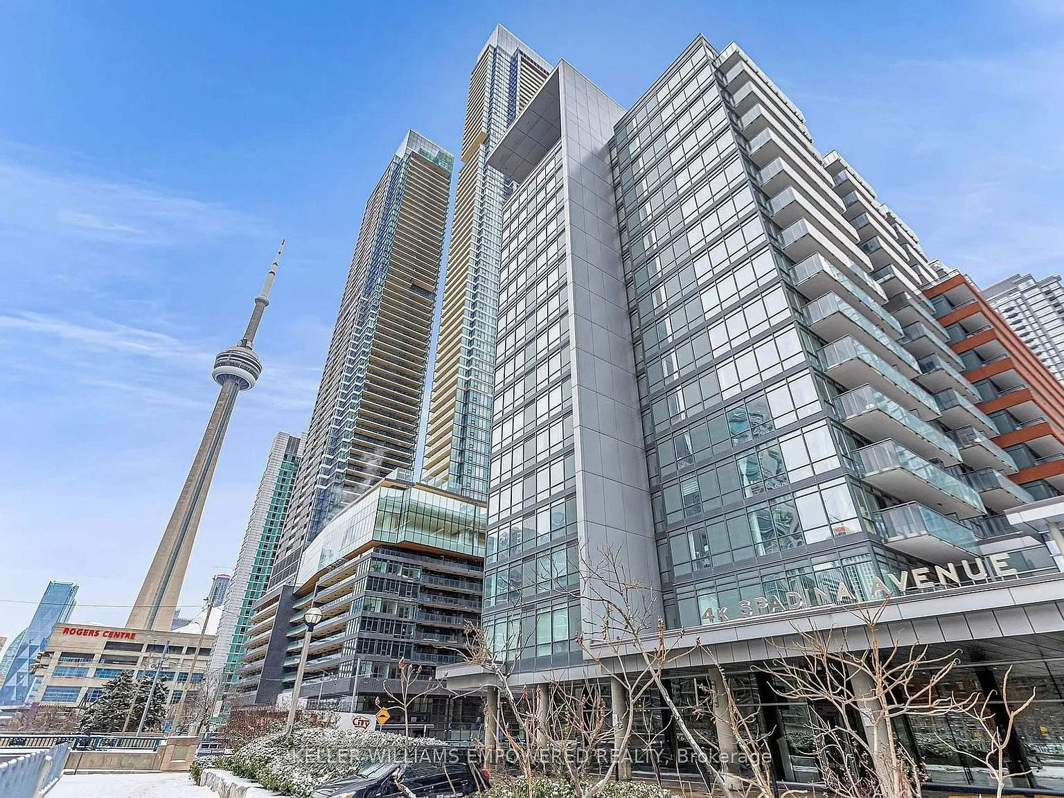 4K Spadina Ave — Photo 2