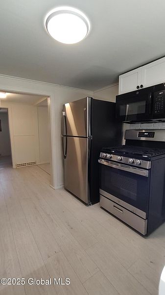 5th image of 280 Berry Road