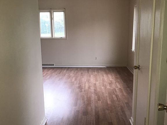 3rd image of 4131 Eastridge Dr APT 8