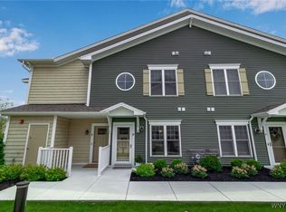 295 Northill Dr UNIT B, Buffalo, NY 14221